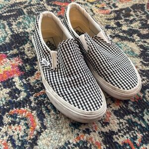 Van Slides Black Gingham Size 8.5